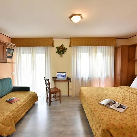 Bijou Hotel 3*